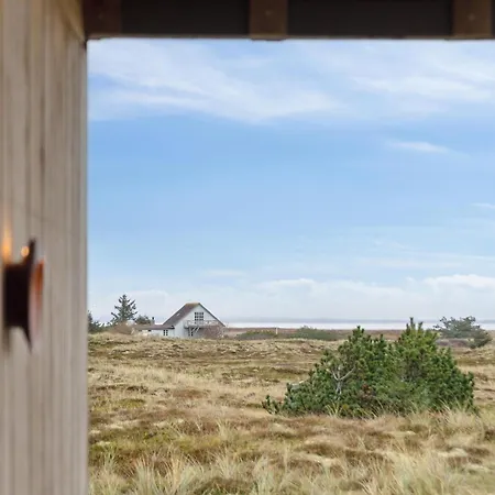 Semesterbostad 1043 *